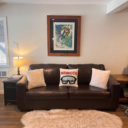 ממות' לייקס Tastefully Remodeled Condo At Mammoth Ski & Racquet Club, Hot Tub, Garage, 10 Min Walk To Ski Lifts מראה חיצוני תמונה