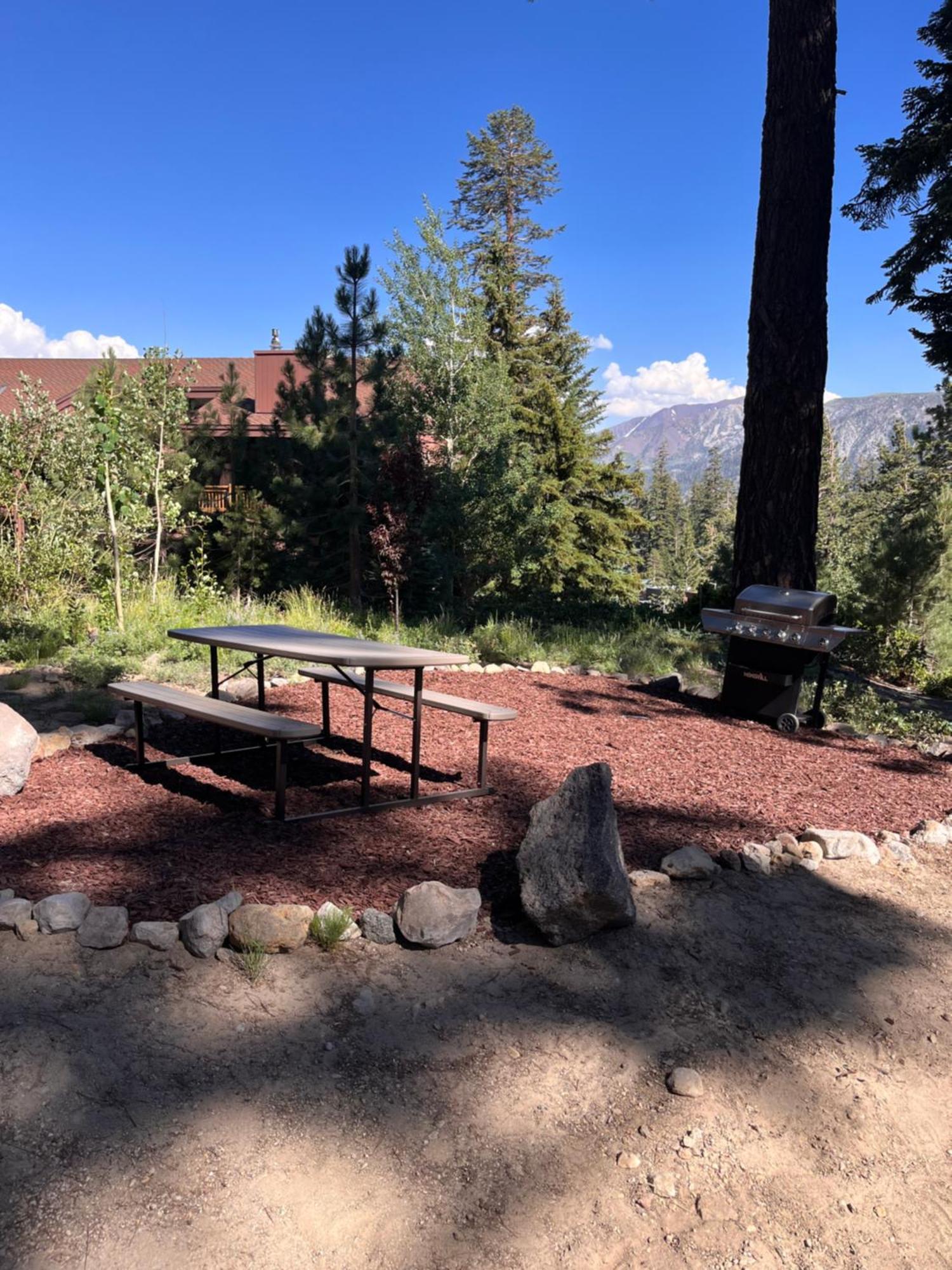 ממות' לייקס Tastefully Remodeled Condo At Mammoth Ski & Racquet Club, Hot Tub, Garage, 10 Min Walk To Ski Lifts מראה חיצוני תמונה