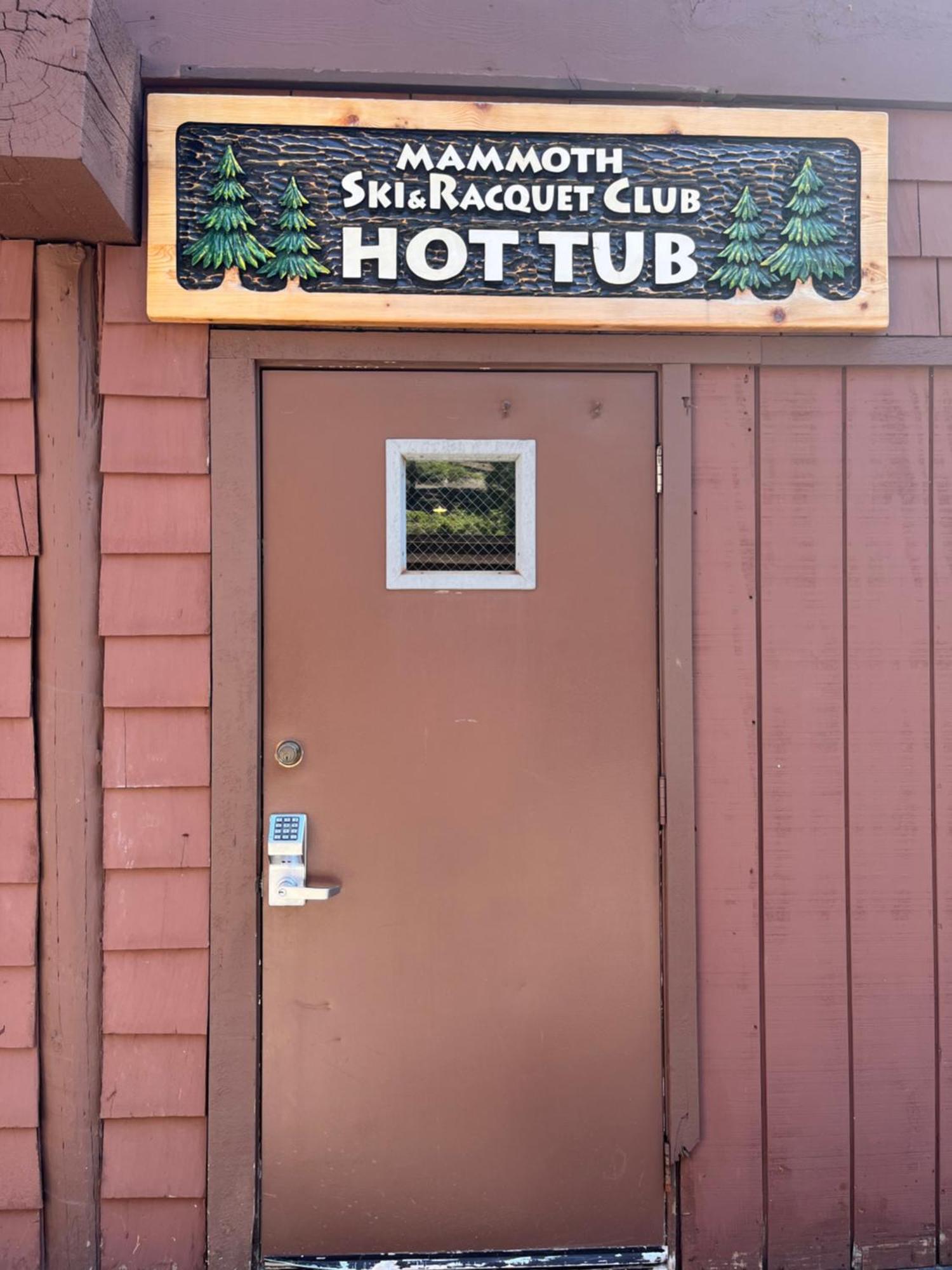 ממות' לייקס Tastefully Remodeled Condo At Mammoth Ski & Racquet Club, Hot Tub, Garage, 10 Min Walk To Ski Lifts מראה חיצוני תמונה