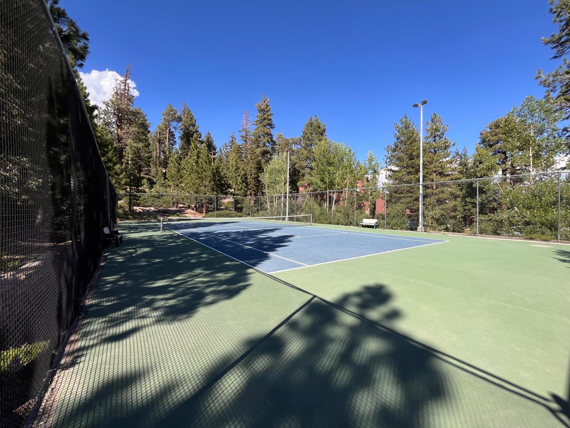 ממות' לייקס Tastefully Remodeled Condo At Mammoth Ski & Racquet Club, Hot Tub, Garage, 10 Min Walk To Ski Lifts מראה חיצוני תמונה