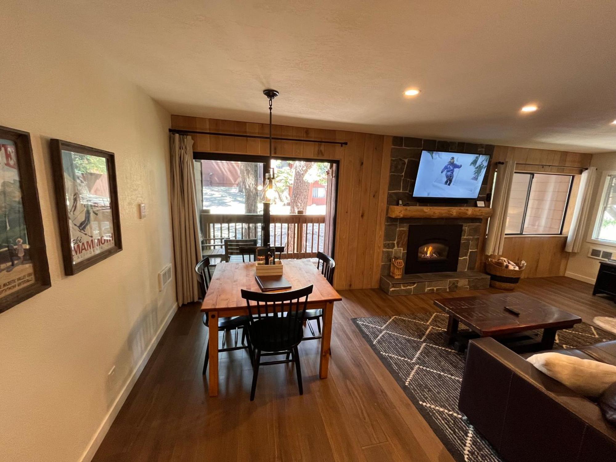 ממות' לייקס Tastefully Remodeled Condo At Mammoth Ski & Racquet Club, Hot Tub, Garage, 10 Min Walk To Ski Lifts מראה חיצוני תמונה