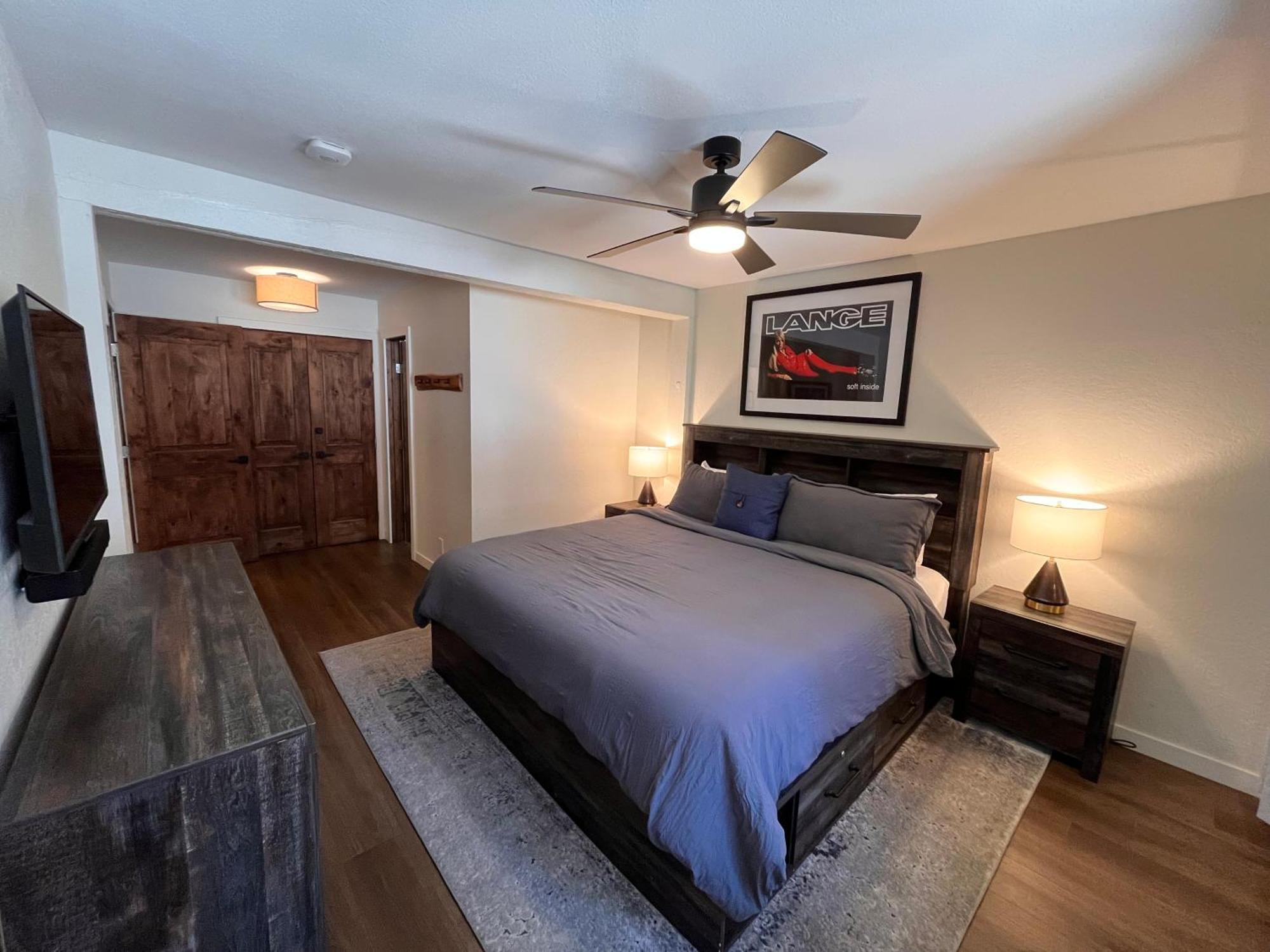 ממות' לייקס Tastefully Remodeled Condo At Mammoth Ski & Racquet Club, Hot Tub, Garage, 10 Min Walk To Ski Lifts מראה חיצוני תמונה