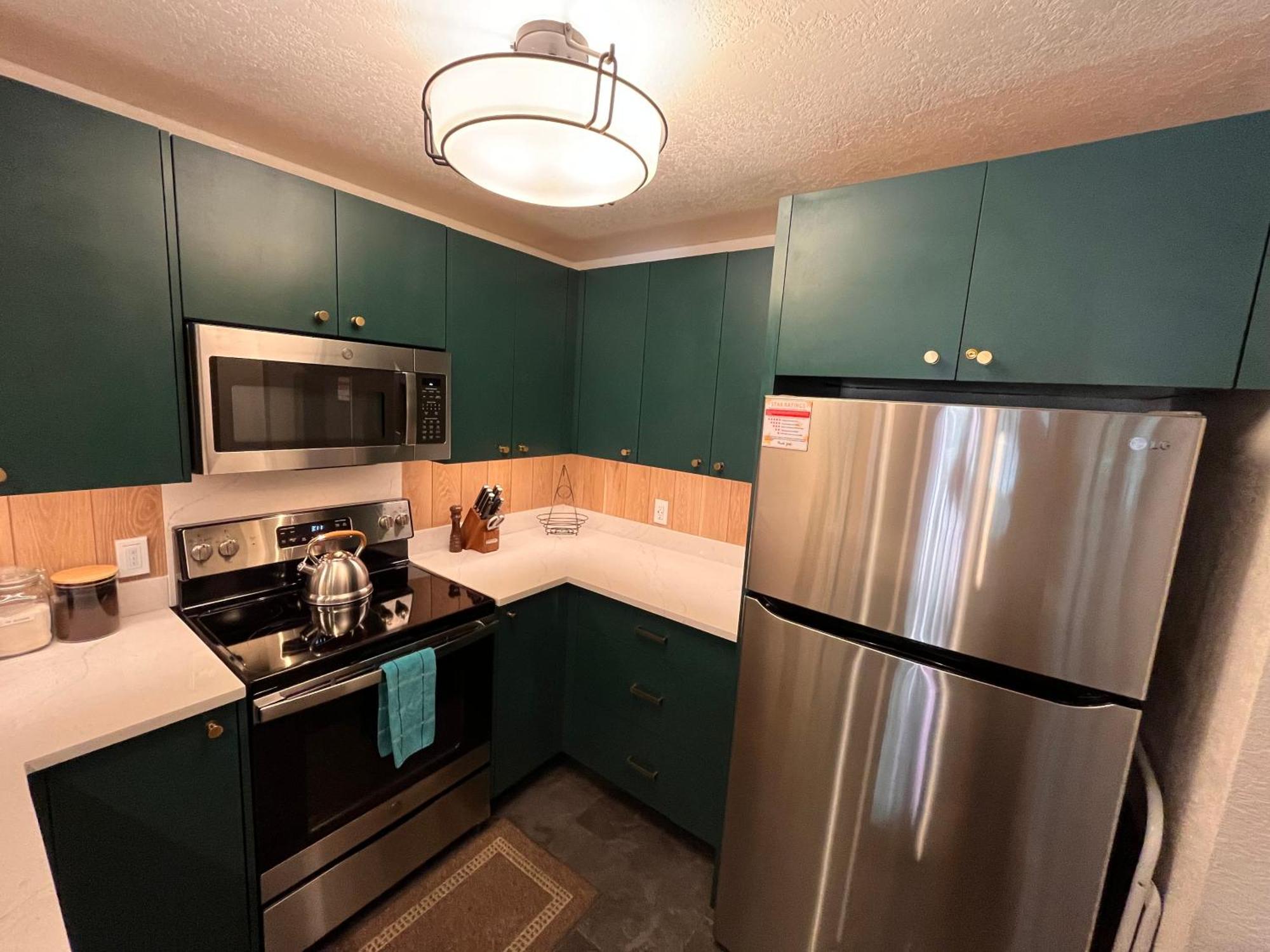 ממות' לייקס Tastefully Remodeled Condo At Mammoth Ski & Racquet Club, Hot Tub, Garage, 10 Min Walk To Ski Lifts מראה חיצוני תמונה