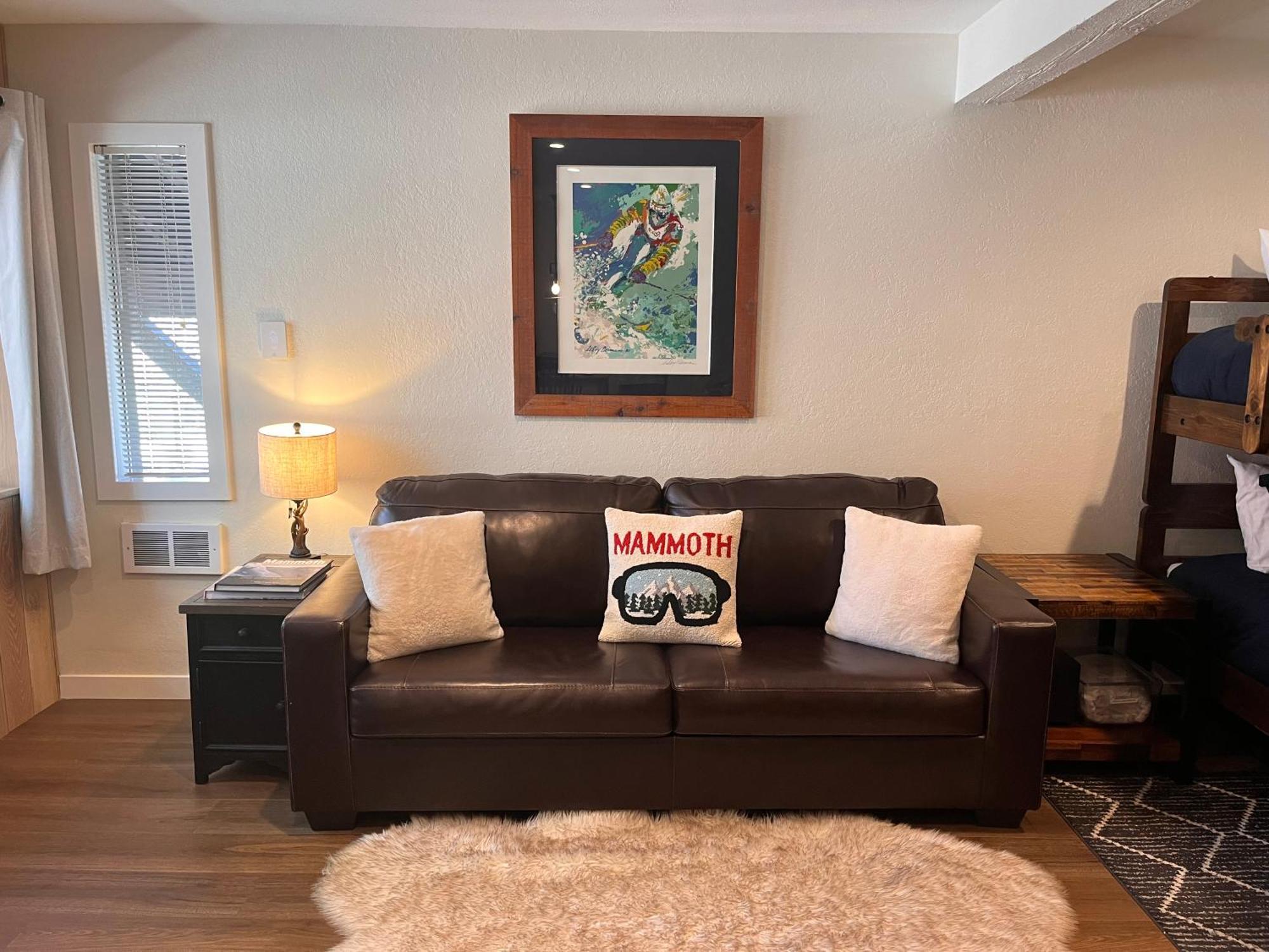 ממות' לייקס Tastefully Remodeled Condo At Mammoth Ski & Racquet Club, Hot Tub, Garage, 10 Min Walk To Ski Lifts מראה חיצוני תמונה
